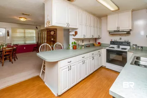 2255 Cedar Pt, Mobile, AL 36605 photo 2