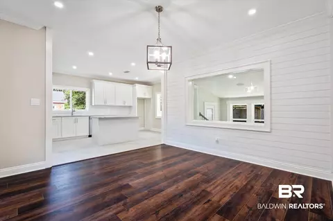 278 Woodlands Ave, Mobile, AL 36607 photo 8