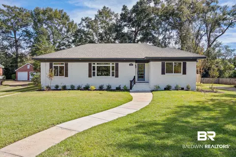 278 Woodlands Ave, Mobile, AL 36607 photo 1