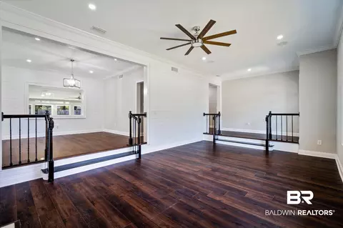278 Woodlands Ave, Mobile, AL 36607 photo 6