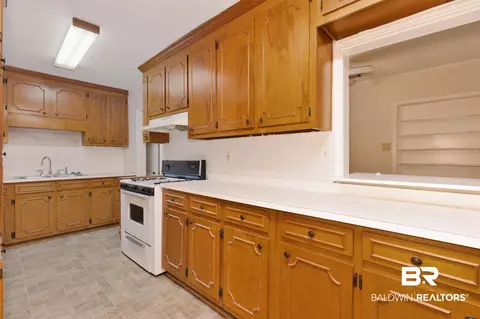 205 E Border Dr, Mobile, AL 36608 photo 9