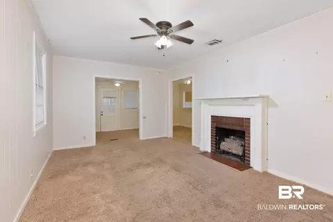 205 E Border Dr, Mobile, AL 36608 photo 2