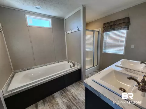 28160 Comstock Rd, Elberta, AL 36530 photo 12