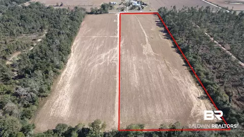 16683 County Road 95, Elberta, AL 36530 photo 2
