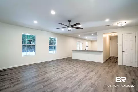 970 W Highpoint Dr, Mobile, AL 36693 photo 6