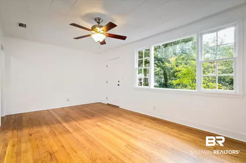 5174 S Azalea Cir, Mobile, AL 36608 photo 2