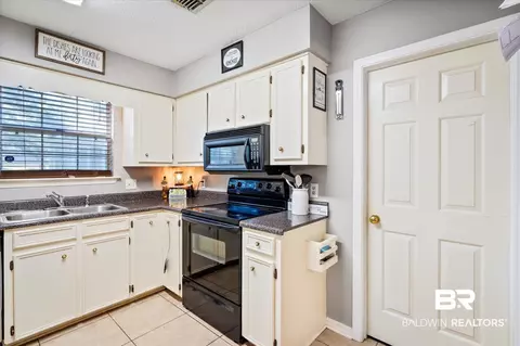 6013 Oak Harbor Ct, Mobile, AL 36693 photo 8