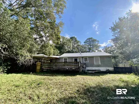 323 Pineview Ln, Mobile, AL 36608 photo 2