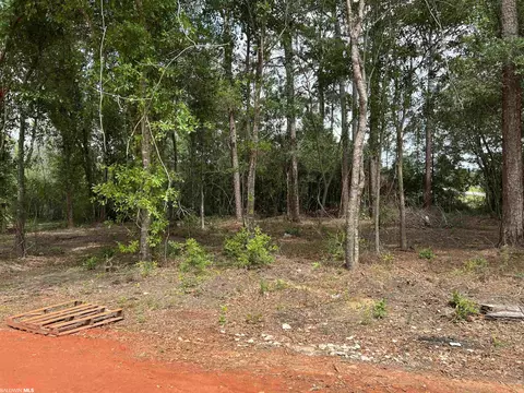 County Road 68 N, Robertsdale, AL 36567