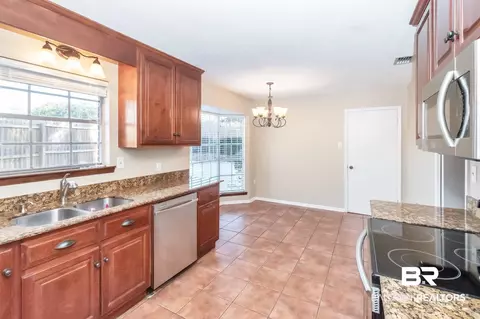 3080 Cedarview Ct, Mobile, AL 36618 photo 4