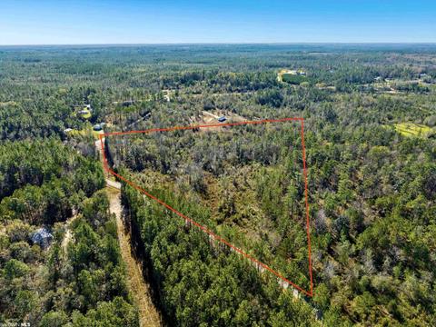 51381 Propst Rd, Bay Minette, AL 36507