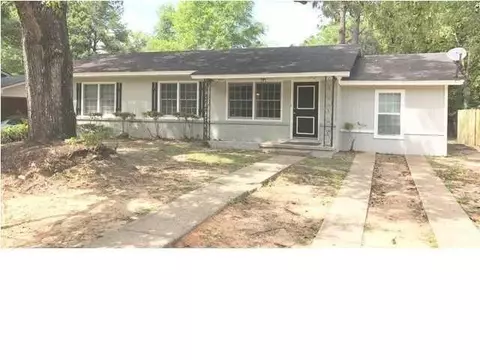 5654 Diane Dr, Mobile, AL 36618 photo 1