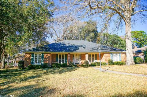 2028 E Pine Needle Dr, Mobile, AL 36609 photo 1