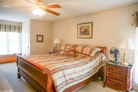 2028 E Pine Needle Dr, Mobile, AL 36609 photo 9