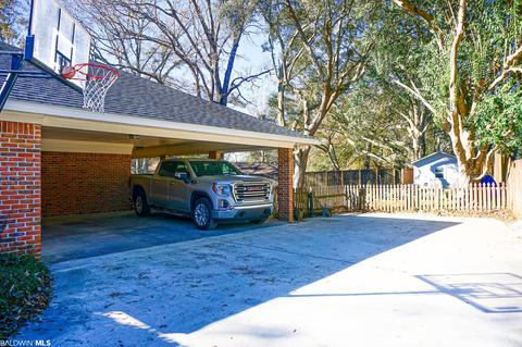 2028 E Pine Needle Dr, Mobile, AL 36609 photo 17