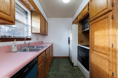 114 Foreman Rd, Mobile, AL 36608 photo 13
