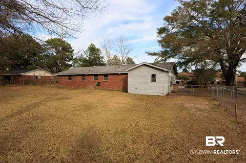 114 Foreman Rd, Mobile, AL 36608 photo 4