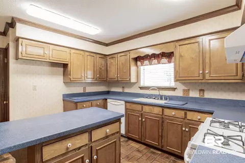 1310 E Carson Rd, Mobile, AL 36695 photo 12