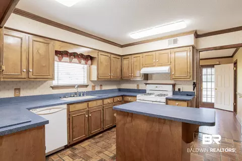 1310 E Carson Rd, Mobile, AL 36695 photo 10