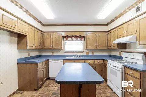 1310 E Carson Rd, Mobile, AL 36695 photo 11