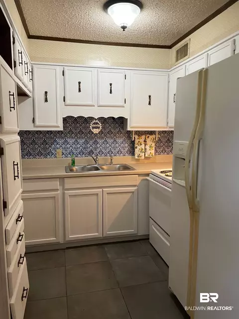 4154 Gentilly Ln, Mobile, AL 36618 photo 4