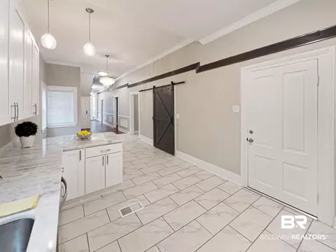 1310 Old Shell Rd, Mobile, AL 36604 photo 19