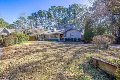 104 Golmon Cir, Daphne, AL 36526