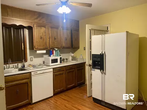 325 Bomar Pl, Mobile, AL 36609 photo 10