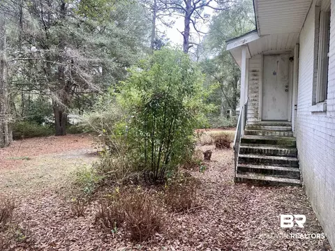 325 Bomar Pl, Mobile, AL 36609 photo 9