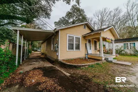 913 Mcrae Ave, Mobile, AL 36606 photo 3