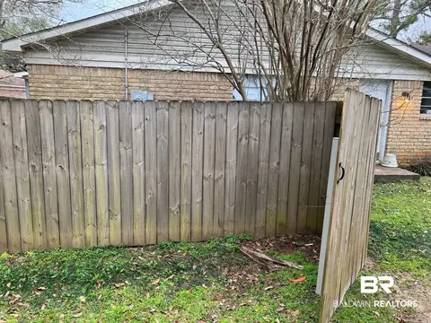 4733 Wicker Way, Mobile, AL 36609 photo 2