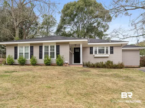 329 Brawood Dr, Mobile, AL 36608 photo 4