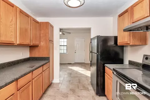 202 Pinehill Dr, Mobile, AL 36606 photo 14