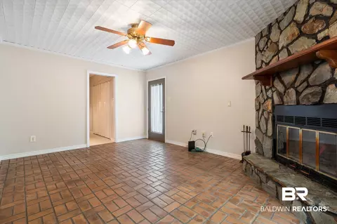 2316 Riverside Dr, Mobile, AL 36605 photo 10