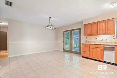 2316 Riverside Dr, Mobile, AL 36605 photo 17