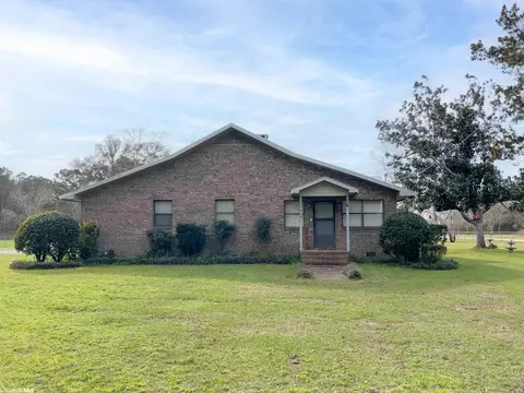 7419 Frith Rd, Foley, AL 36535