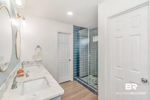 1700 Donham Dr, Mobile, AL 36618 photo 13