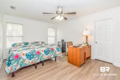 1700 Donham Dr, Mobile, AL 36618 photo 12
