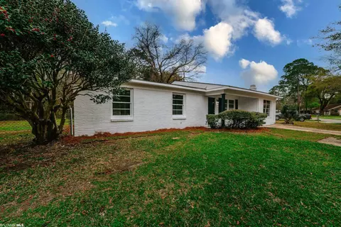 2581 Eldorado Dr, Mobile, AL 36605 photo 4