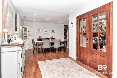 301 E Byron Ave, Mobile, AL 36609 photo 8
