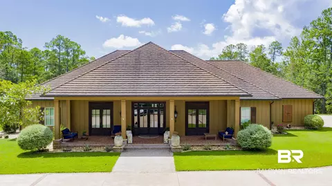 26198 E Crawford Rd, Elberta, AL 36530