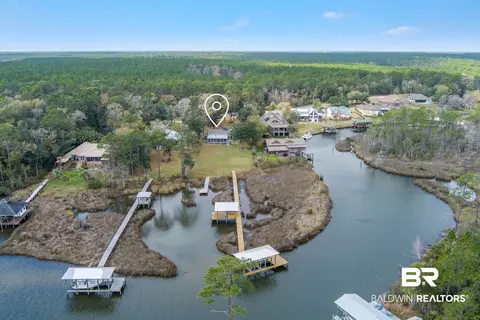 9400 Neumann Dr, Elberta, AL 36530 photo 2