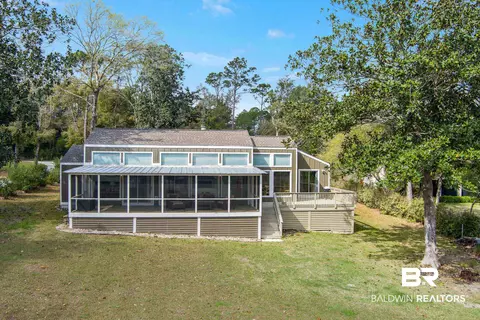 9400 Neumann Dr, Elberta, AL 36530 photo 1