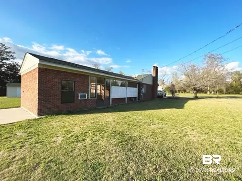 811 Hecker Rd, Century, FL 32535 photo 27