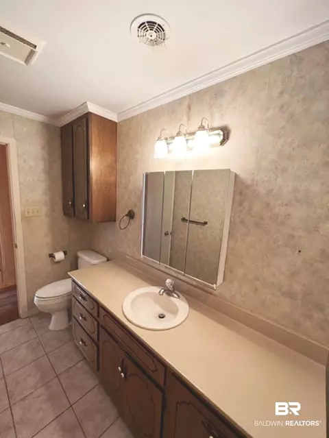 811 Hecker Rd, Century, FL 32535 photo 21