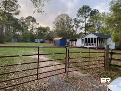 9655 Wilson Rd, Elberta, AL 36530 photo 4