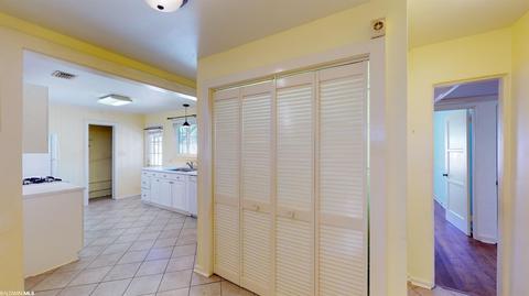 9 Lancaster Rd, Mobile, AL 36608 photo 8