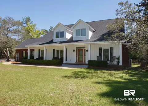 10858 Coleman Ln, Elberta, AL 36530