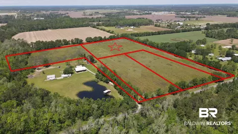 523 NE 7th St, Summerdale, AL 35680