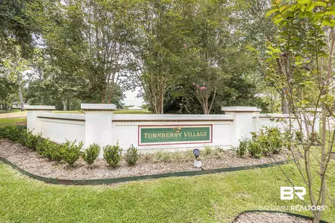 709 Village Dr, Gulf Shores, AL 36542